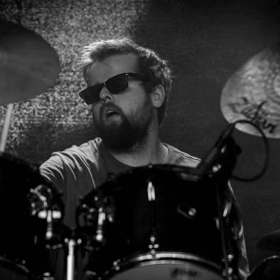 Corentin Schoeni - un professeur Artist Factory
