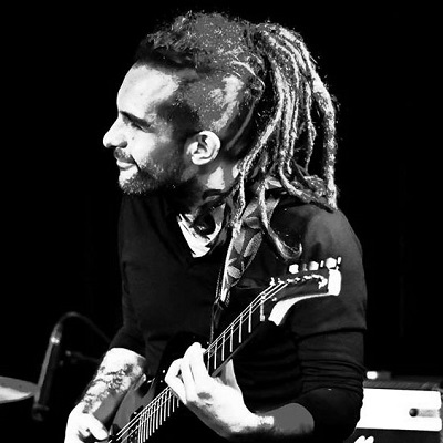 Sebastian Muñoz - un professeur Artist Factory